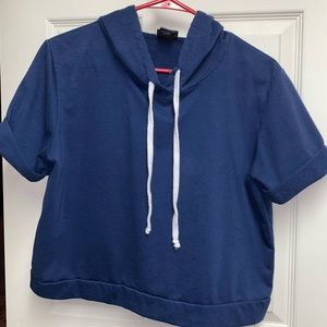 Rue 21 cropped short sleeve sweatshirt